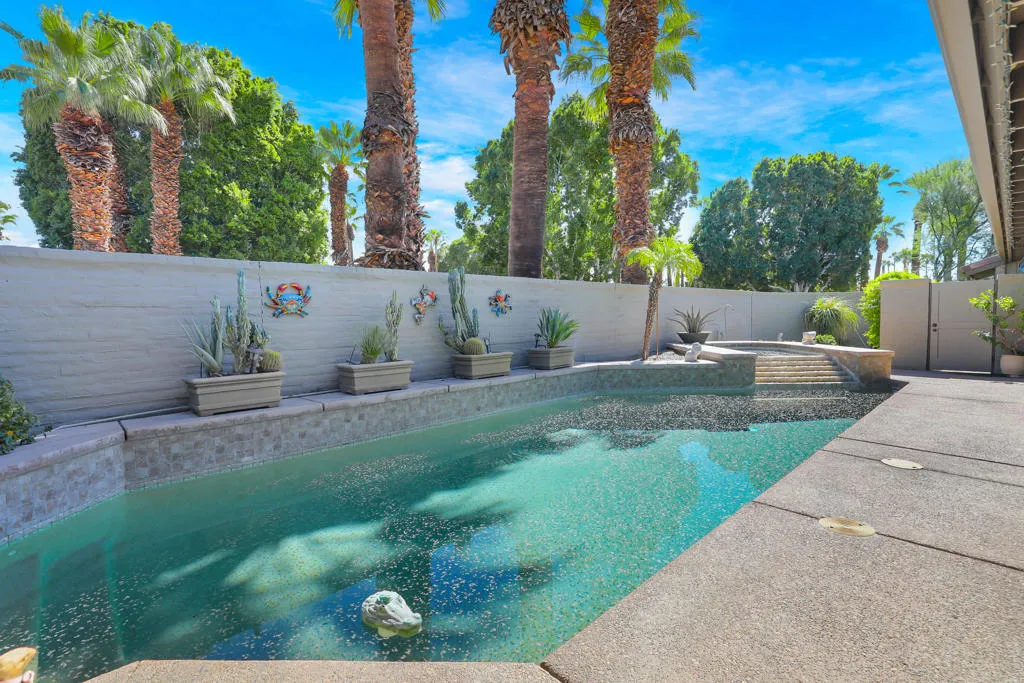 406 Red River Road, Palm Desert, California 92211 home-pic-1