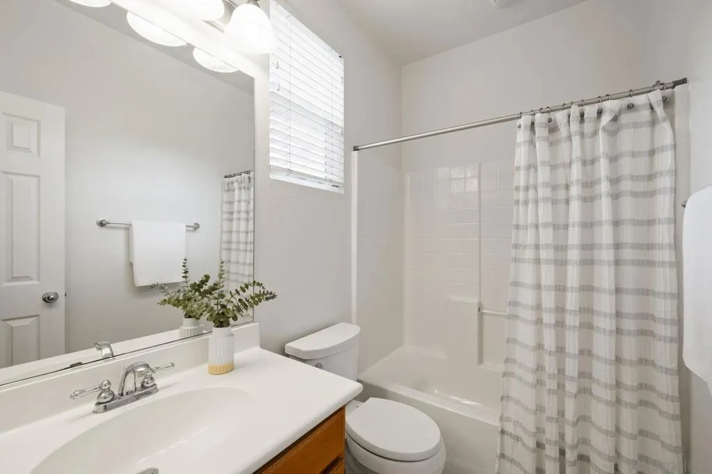 2847 Escala Cir, San Diego, California 92108 home-pic-23