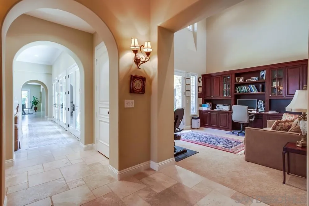 15609 Hayden Lake Place, San Diego, California 92127 home-pic-1