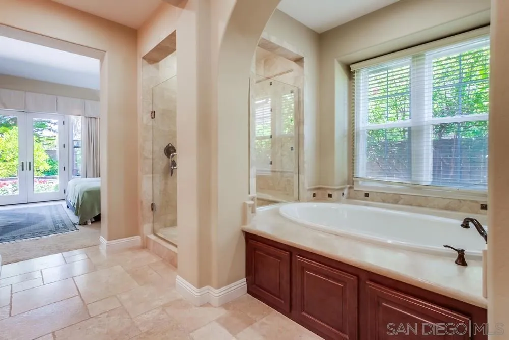 15609 Hayden Lake Place, San Diego, California 92127 home-pic-20