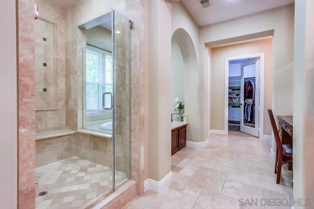 15609 Hayden Lake Place, San Diego, California 92127 home-pic-19