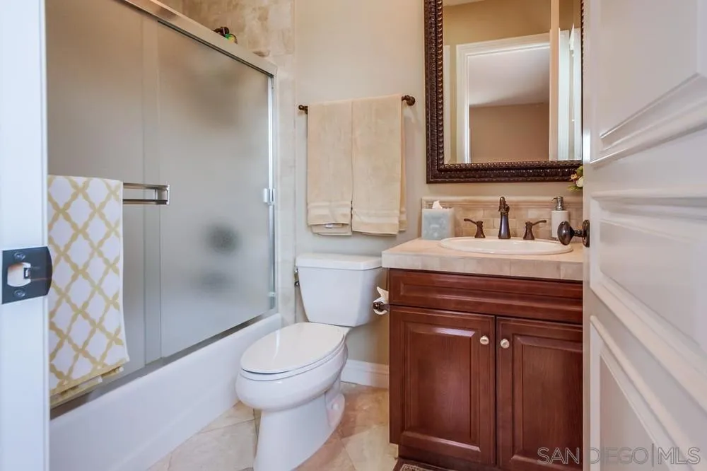 15609 Hayden Lake Place, San Diego, California 92127 home-pic-33