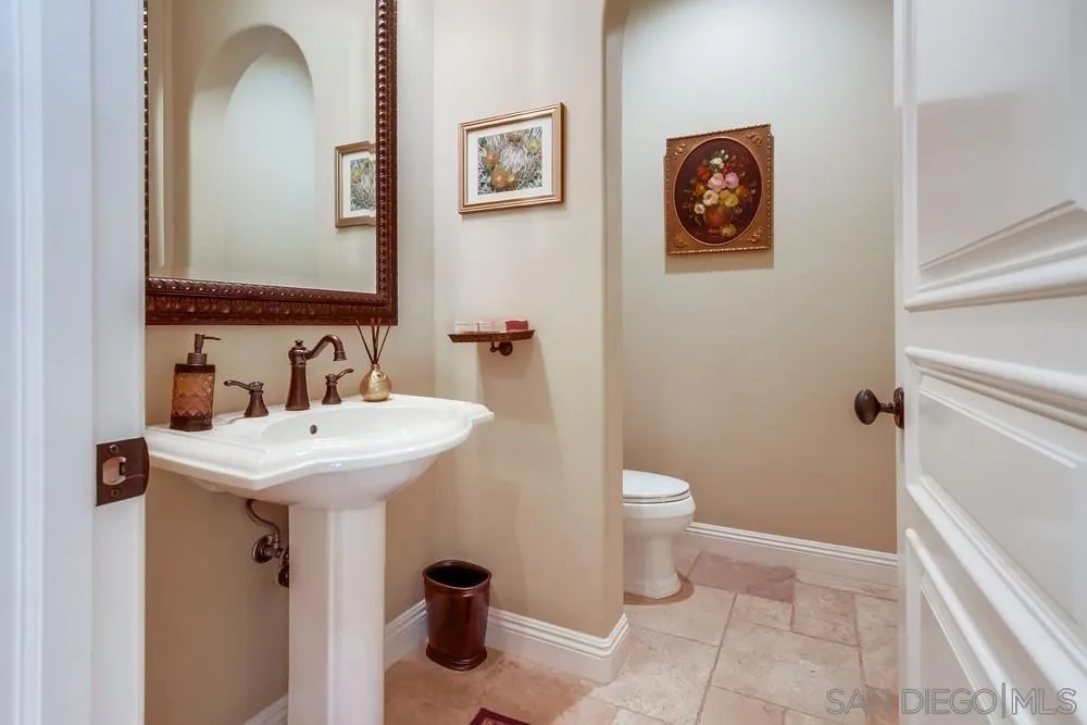 15609 Hayden Lake Place, San Diego, California 92127 home-pic-8