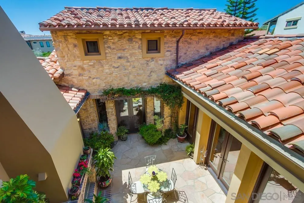 15609 Hayden Lake Place, San Diego, California 92127 home-pic-0