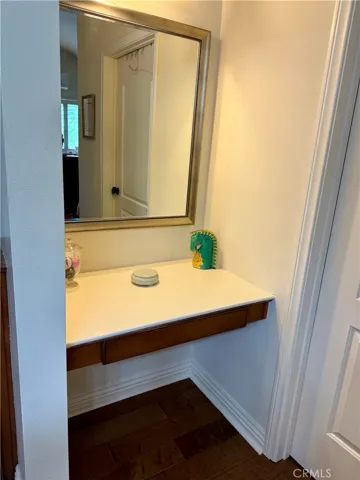 Make up nook