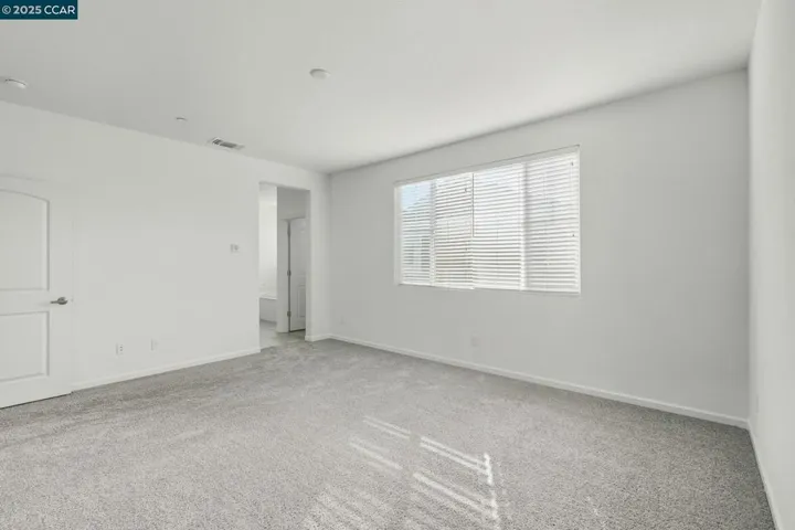 3812 Aircraft Way, Sacramento, California 95834