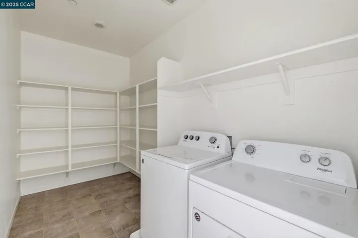 3812 Aircraft Way, Sacramento, California 95834