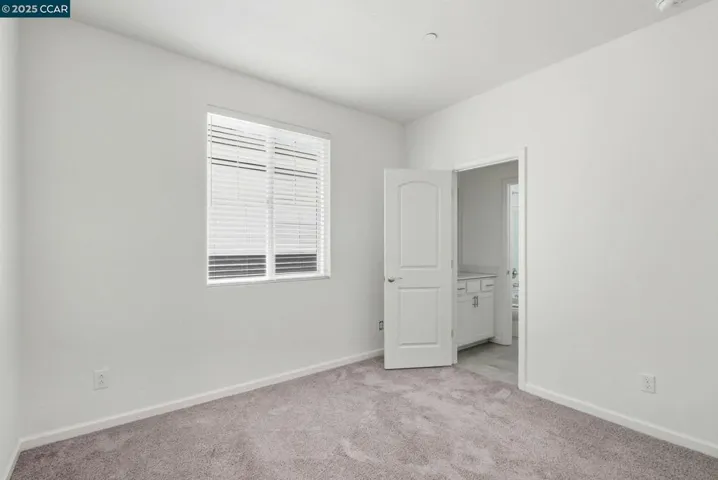 3812 Aircraft Way, Sacramento, California 95834