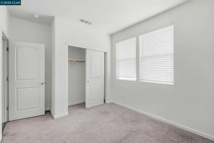 3812 Aircraft Way, Sacramento, California 95834