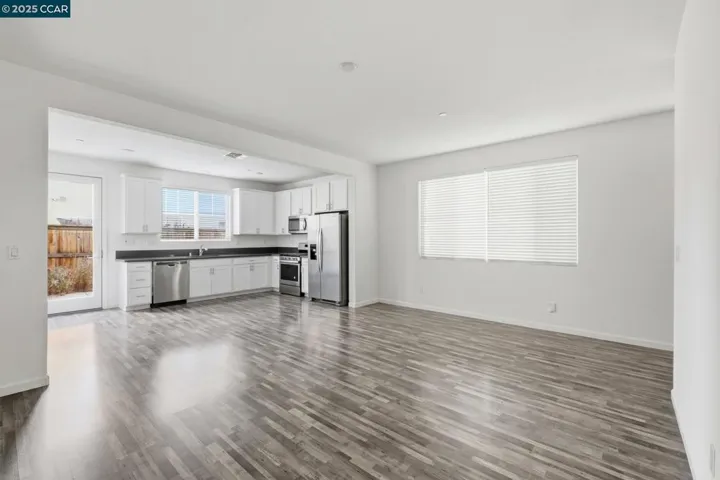 3812 Aircraft Way, Sacramento, California 95834