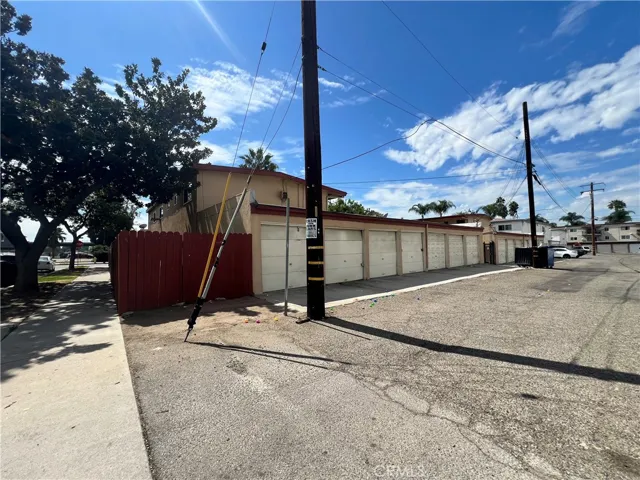 1909 E Wilshire, Fullerton, California 92831