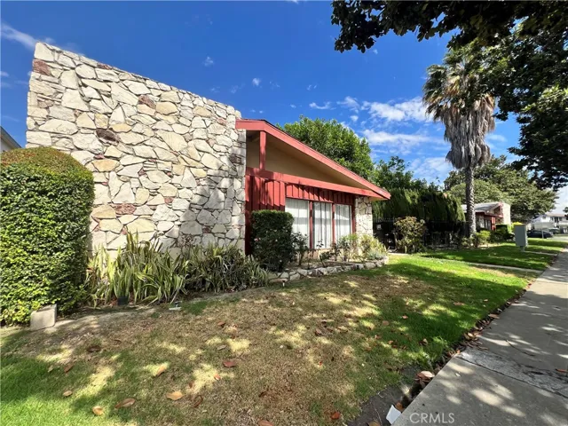 1909 E Wilshire, Fullerton, California 92831