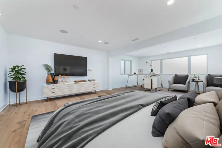 11770 N Hillsborough Lane, Porter Ranch, California 91326
