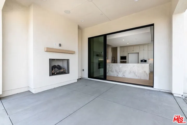 11770 N Hillsborough Lane, Porter Ranch, California 91326