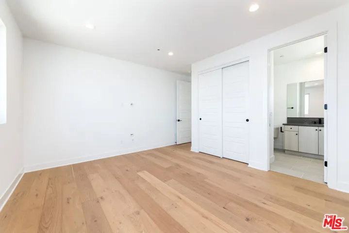 11770 N Hillsborough Lane, Porter Ranch, California 91326