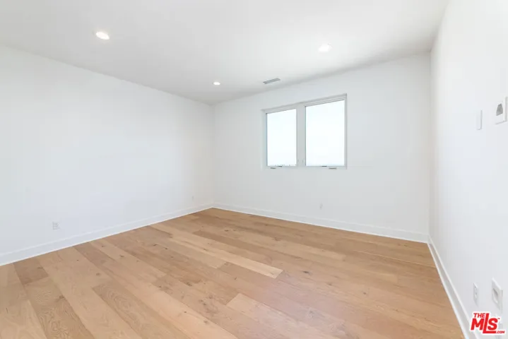 11770 N Hillsborough Lane, Porter Ranch, California 91326