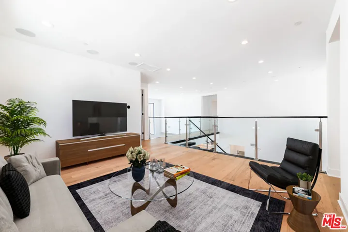 11770 N Hillsborough Lane, Porter Ranch, California 91326