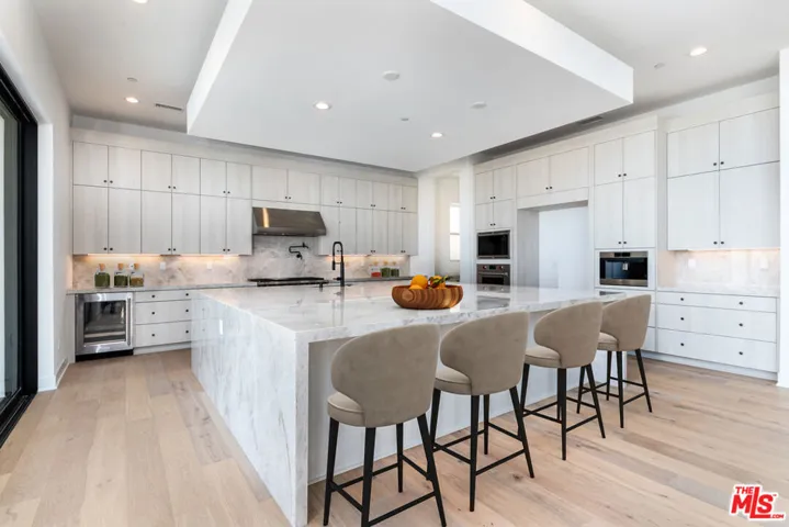 11770 N Hillsborough Lane, Porter Ranch, California 91326
