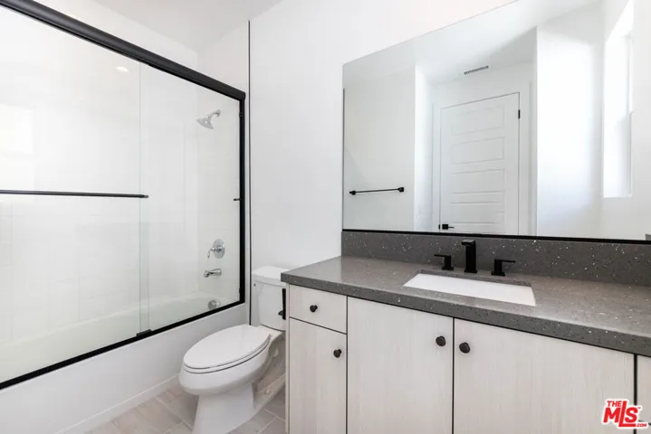 11770 N Hillsborough Lane, Porter Ranch, California 91326