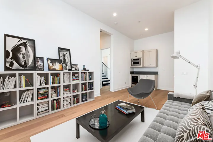 11770 N Hillsborough Lane, Porter Ranch, California 91326