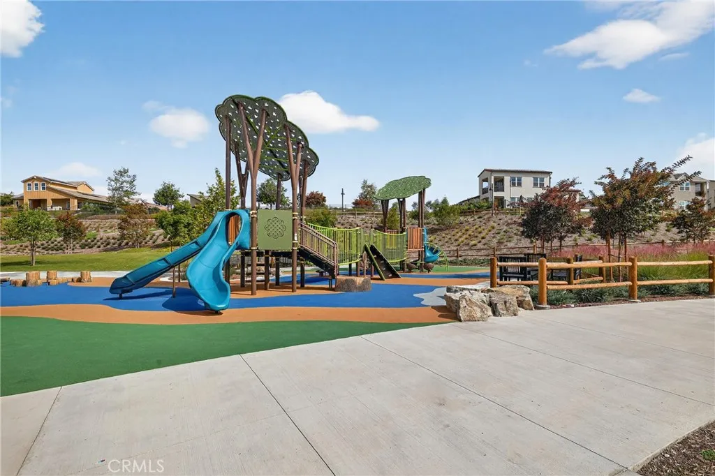382 Moonflower, Rancho Mission Viejo, California 92694 home-pic-24