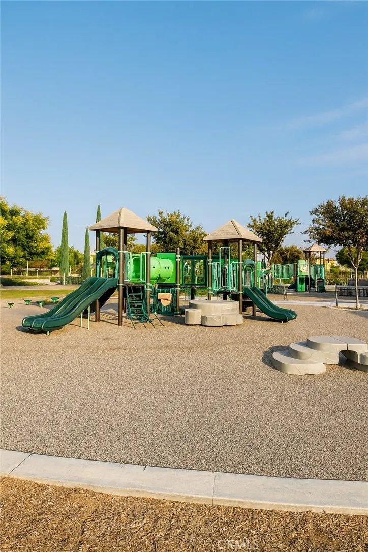 6550 Eucalyptus Avenue, Chino, California 91710 home-pic-44