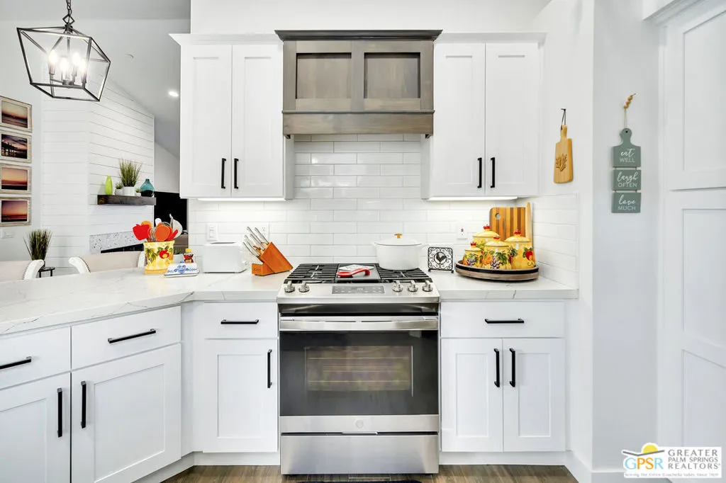 57745 San Tropeze Drive, Yucca Valley, California 92284 home-pic-15