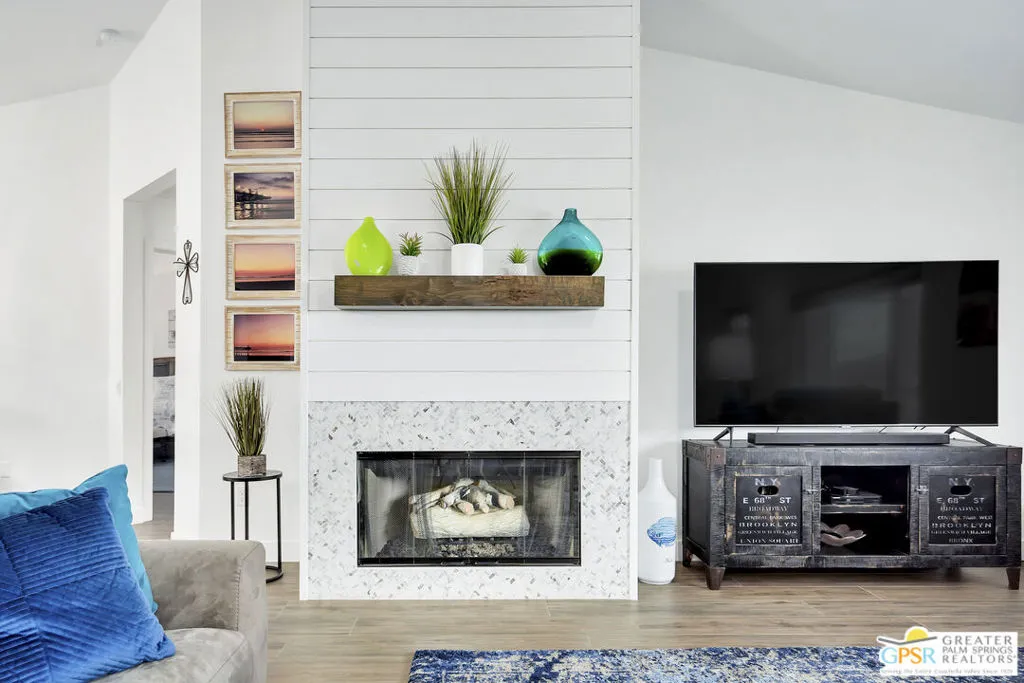 57745 San Tropeze Drive, Yucca Valley, California 92284 home-pic-12