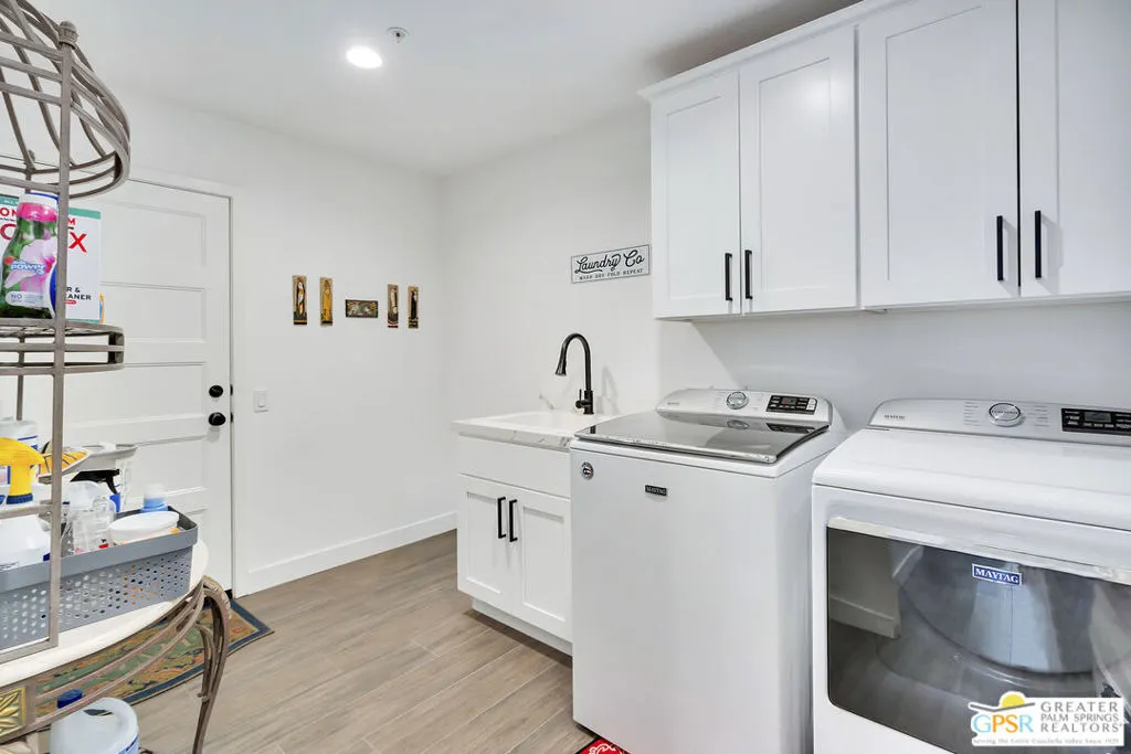 57745 San Tropeze Drive, Yucca Valley, California 92284 home-pic-29