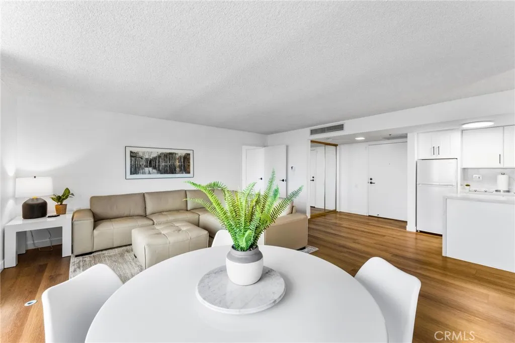 24055 Paseo Del Lago 707, Laguna Woods, California 92637 home-pic-2