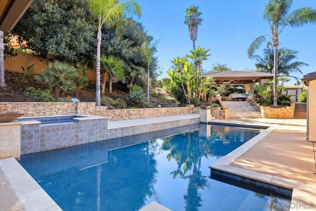 2927 Circle Drive, Escondido, California 92029 home-pic-38