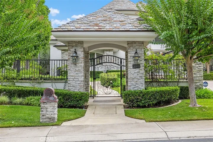 Welcome guests through your own gated walkway