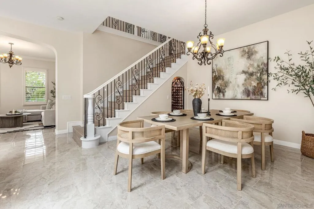 5582 Valerio Trl, San Diego, California 92130 home-pic-16