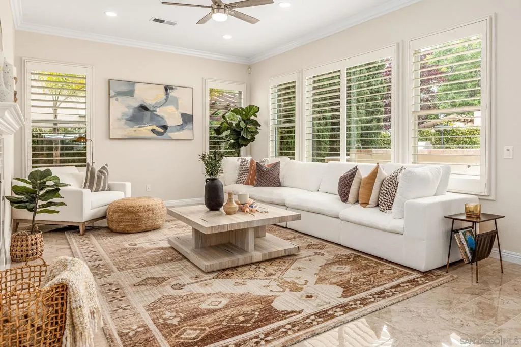 5582 Valerio Trl, San Diego, California 92130 home-pic-13