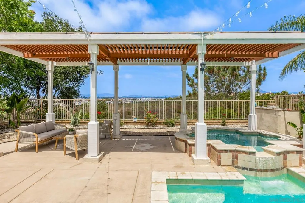 5582 Valerio Trl, San Diego, California 92130 home-pic-5