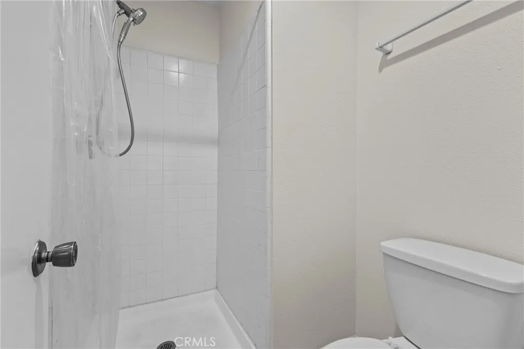1457 Fredericks Lane, Upland, California 91786 home-pic-16