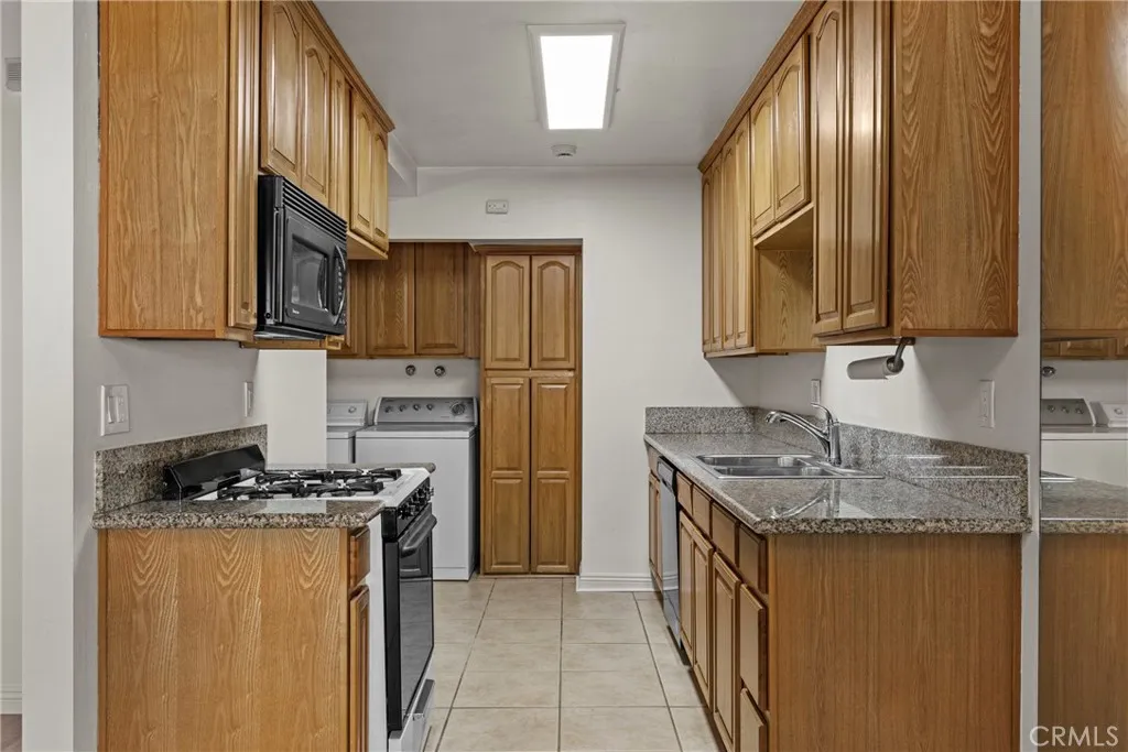 1457 Fredericks Lane, Upland, California 91786 home-pic-8