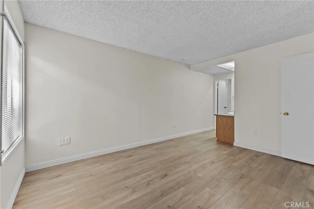 1457 Fredericks Lane, Upland, California 91786 home-pic-17