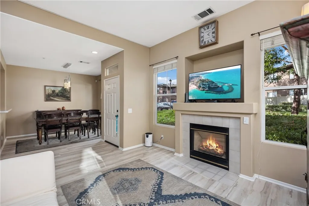 38 Red Bud, Aliso Viejo, California 92656 home-pic-4