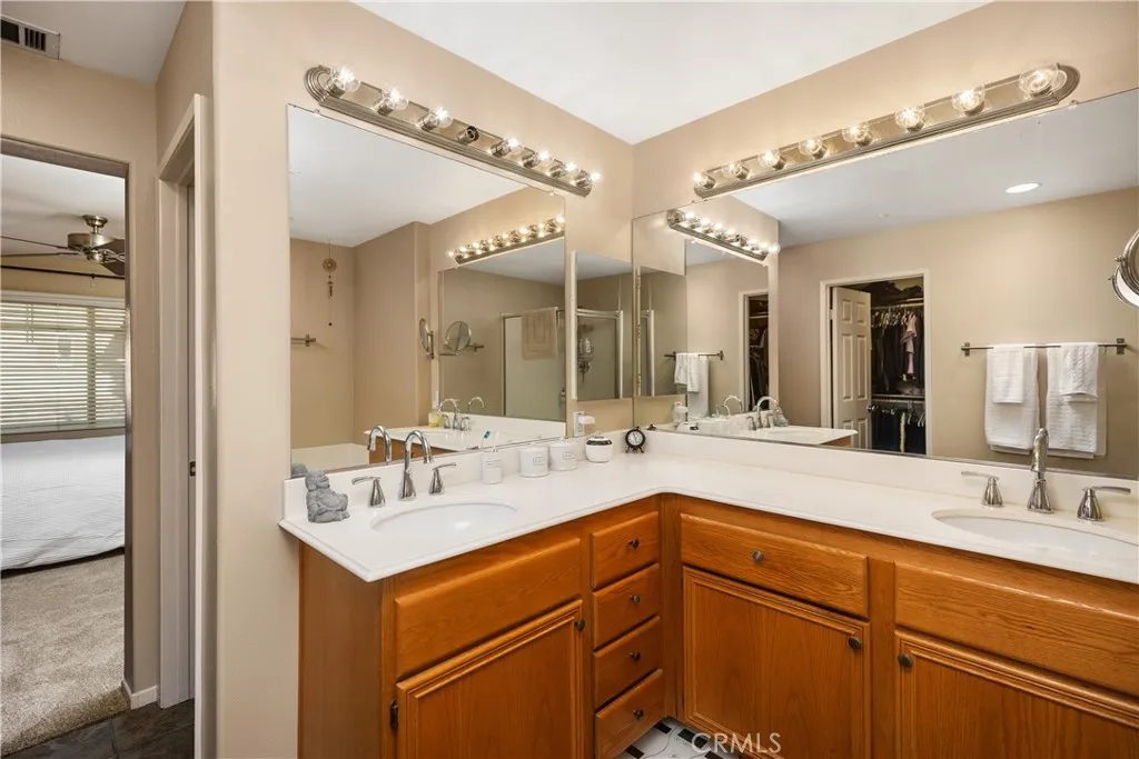 38 Red Bud, Aliso Viejo, California 92656 home-pic-16