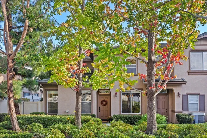 Plenty of foliage in Vista Heights.