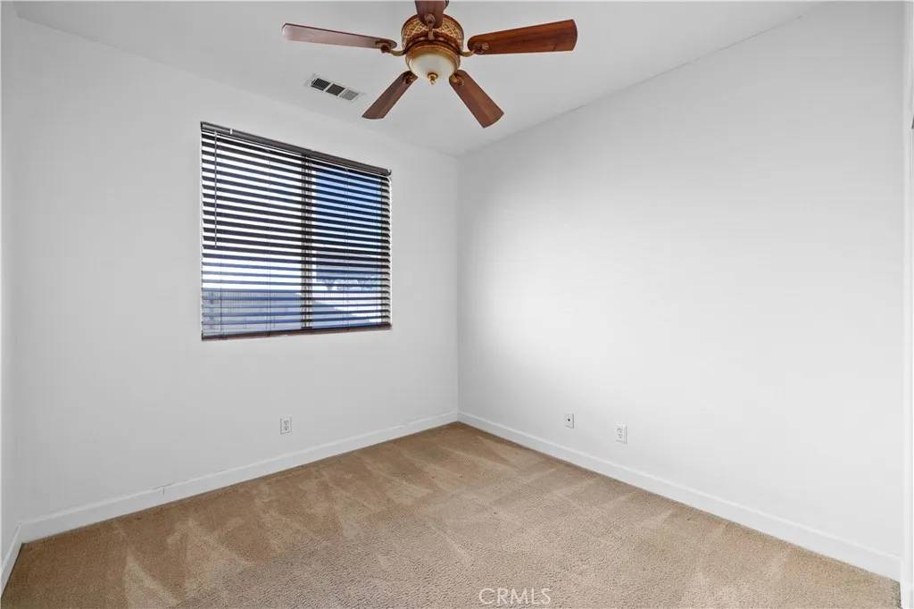 44328 47th Street W, Lancaster, California 93536 home-pic-16