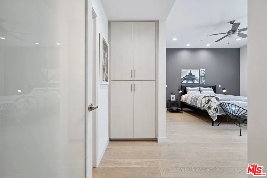 1746 Garfield Place 202, Los Angeles, California 90028 home-pic-12