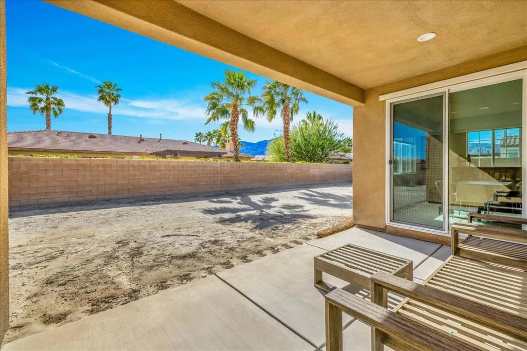 81835 Vida Bella Drive, La Quinta, California 92253 home-pic-26