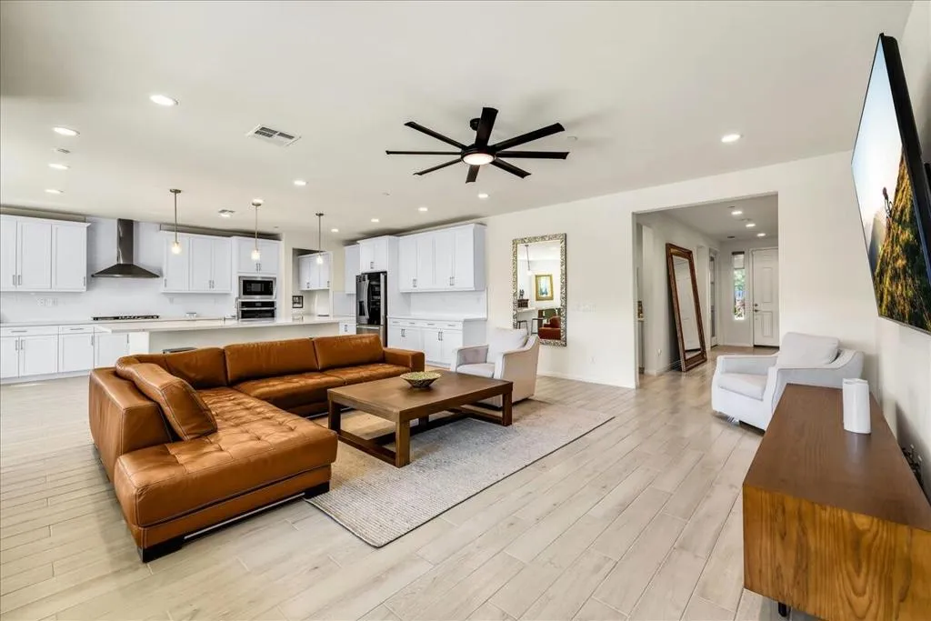 81835 Vida Bella Drive, La Quinta, California 92253 home-pic-7