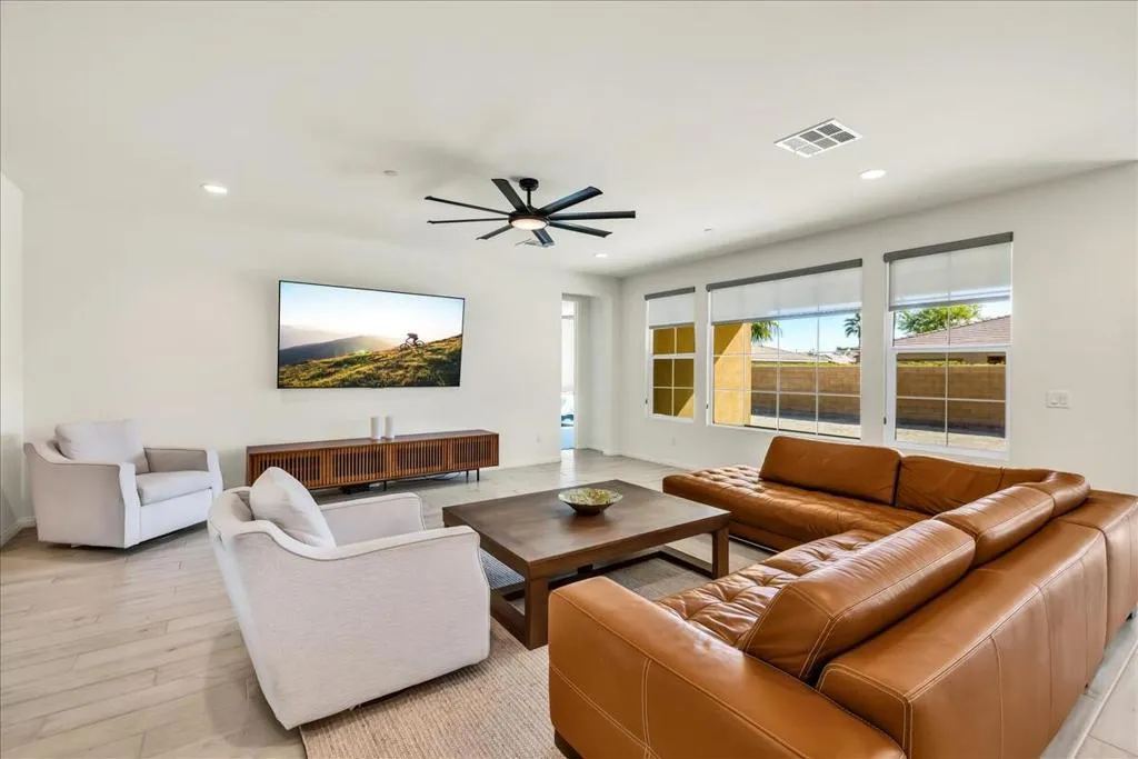 81835 Vida Bella Drive, La Quinta, California 92253 home-pic-10