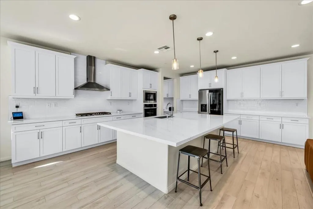 81835 Vida Bella Drive, La Quinta, California 92253 home-pic-2