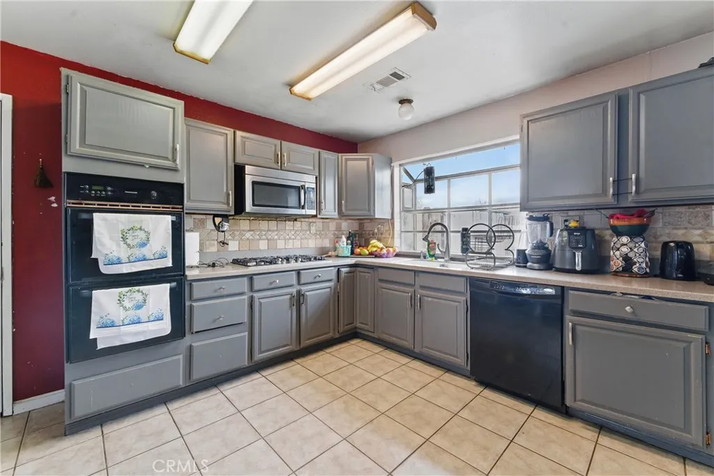 8806 E Avenue T14, Littlerock, California 93543 home-pic-11