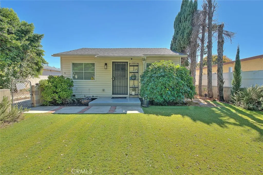 15524 Lemarsh Street, San Fernando, California 91345 home-pic-0