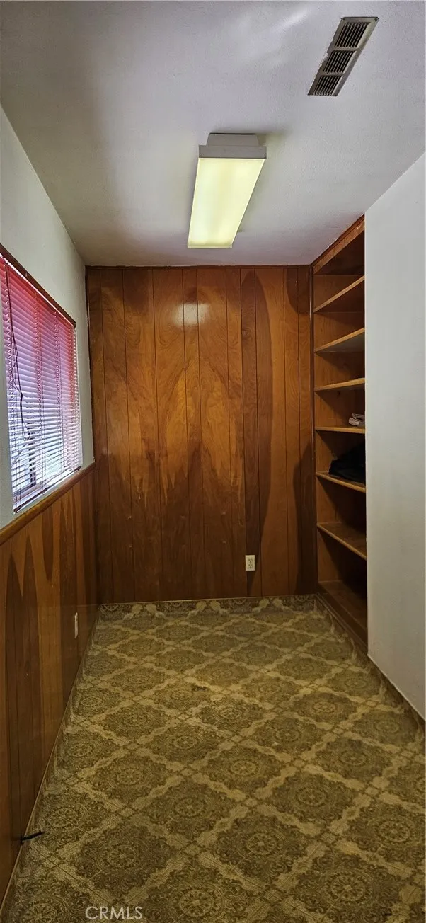 2363 W Oakland Avenue, Hemet, California 92545 home-pic-7